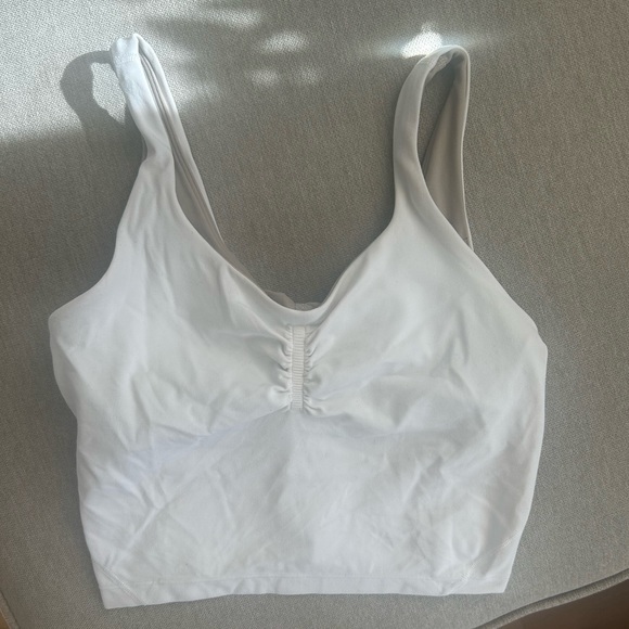 LuLuLemon Cropped Tank with built in bra and scrunch detail (new) - Picture 1 of 3